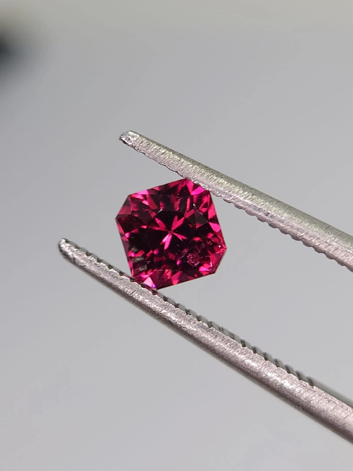 0.7ct Natural Malaya Garnet in Fancy Cut from Tanzania — view 4